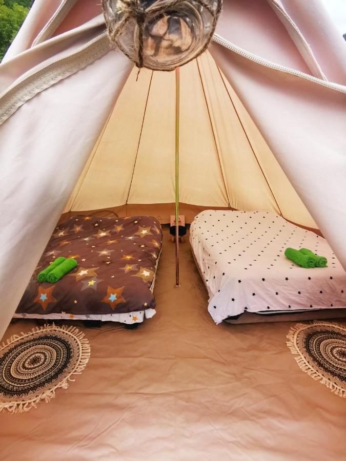 Luna Rock Glamping Brezoi - Blue Scai Esterno foto