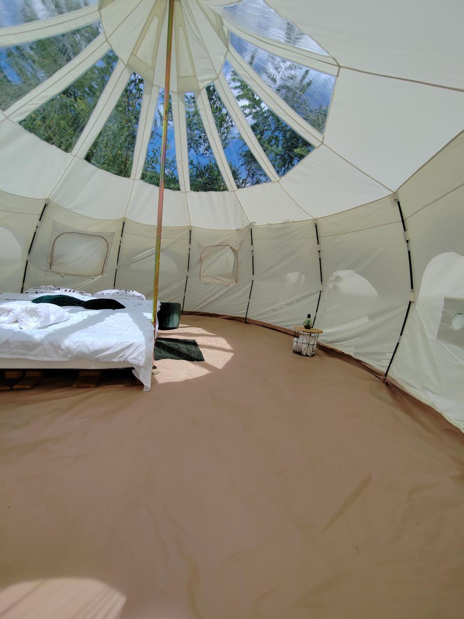 Hotel Luna Rock Glamping Brezoi - Blue Scai Esterno foto